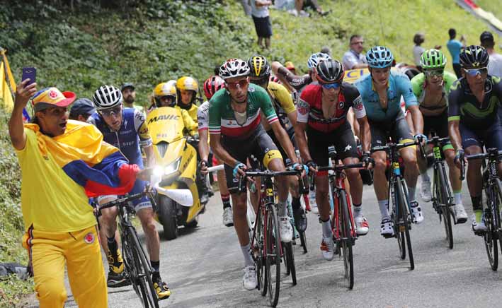 El colombiano Nairo Quintana reconoció ayer que el tiempo que ha perdido en el Tour de Francia obedece a una falta de fuerzas. Foto/AP
