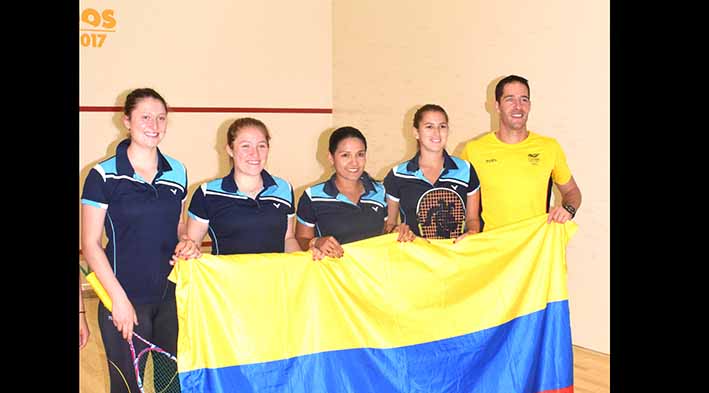 Equipo femenino de squash que disputará hoy la final.