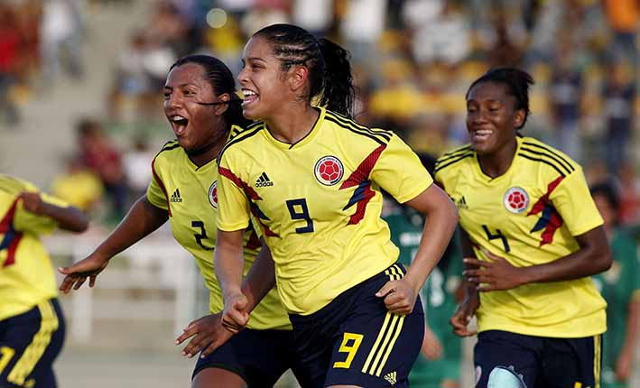 Valentina Restrepo goleadora colombiana en el fútbol de los bolivarianos.
