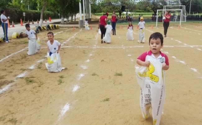Estudiantes del Gimnasio Cerromar, Centro Educativo el Mundo de los Niños y Gimnasio Integral del Norte, participaron de actividades lúdicas y deportivas en el segundo festival de integración preescolar.