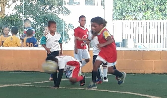 Estos menores que se dejan ver como profesionales en el futbol colombiano, demostraron sus habilidades y talentos a la hora de estar en una cancha de futbol.