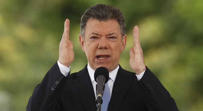 Presidente Santos manifestó que va a pedir que voten negativamente a la adopción de parejas homosexuales.