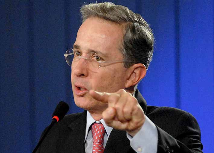 El ex presidente y senador Álvaro Uribe no se queda con los brazos cruzados e impugna tutela.