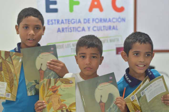 En los talleres de lectura al aire libre se pudo evidenciar el trabajo que los formadores vienen haciendo con los niños en las clases de literatura.