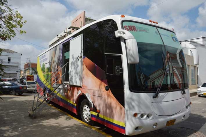 Esta semana el bus de la Superintendencia también visitará los municipios de Uribia, Manaure, Albania, Fonseca y Villanueva.