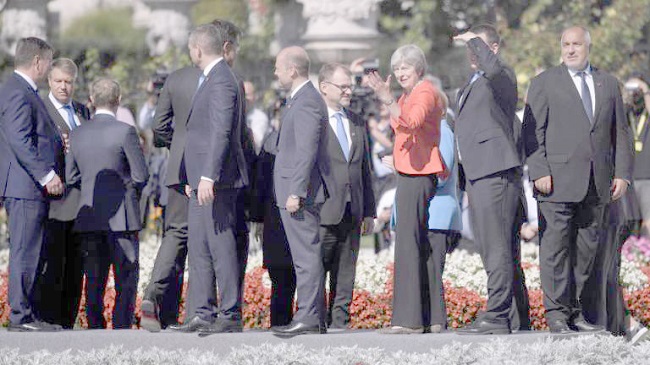Líderes Europeos durante la cumbre encabezada por la primera ministra británica, Theresa May.