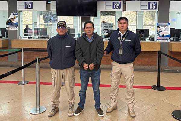 El procedimiento en contra de Miguel Eduardo Morocho Rodríguez, se realizó garantizando el respeto por los derechos humanos. EFE/ Migración Colombia