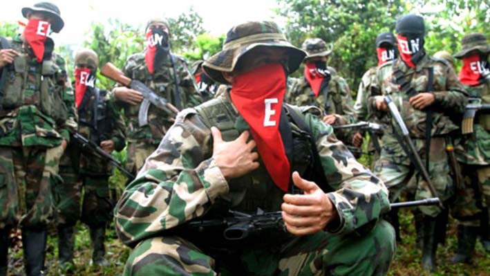 En Medellín el presidente Juan Manuel Santos aseguró que la guerrilla del ELN se equivoca si busca presionar al gobierno con el paro armado que anunció en algunas zonas del país. 