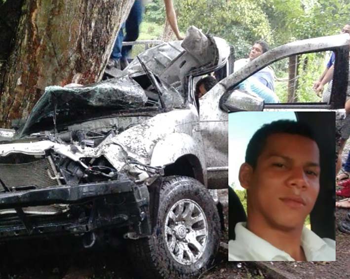 El vehículo que conducía Jaily Borrego Mejia, de 31 años de edad, falleciendo en el hecho al igual que Antonio Mejía Murillo de 65 años de edad.