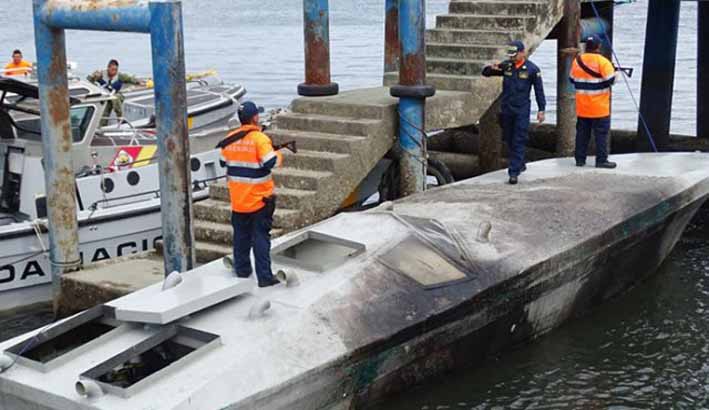 La embarcación fue interceptada por las autoridades y fueron hallados 2.039 kilos de cocaína.