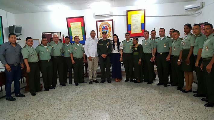 El acto fue realizado con motivo del centésimo vigésimo quinto aniversario de la Policía Nacional.