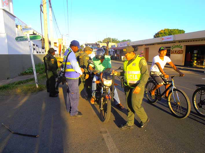 En Maicao, las autoridades buscan las motocicletas que han sido utilizadas para cometer delitos.