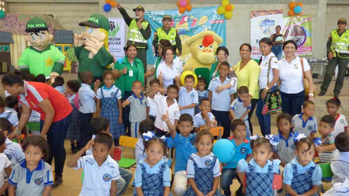 Con actividades lúdicas, literatura y diversión, presentes en la celebración del Mes de la Niñez en Riohacha.