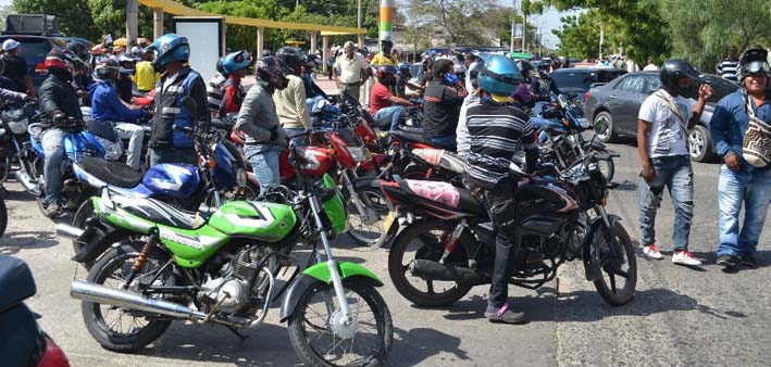 Distrito y el gremio de mototaxistas acordaron retomar la caracterización de reconversión laboral.