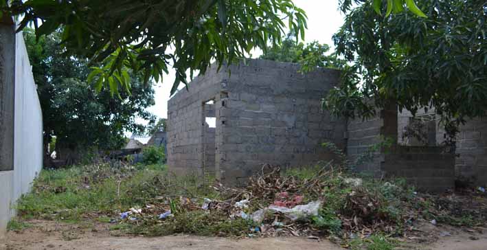 Construcción de viviendas las cuales no han sido terminadas causan malestar entre los moradores del Tawaira.