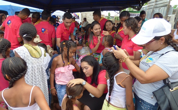 Una jornada de salud se realizó en días pasados en la Comuna 4 de Riohacha, con el liderazgo de Ana Barón Toro, secretaria de Salud.