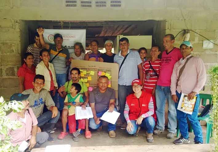 Habitantes de 8 Municipios y del Distrito de Riohacha, beneficiados en la capacitación