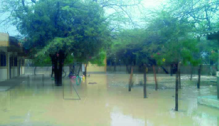 Inundaciones en barrios en varios municipios de La Guajira.