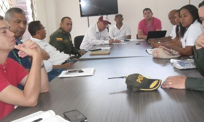Ministerio de Vivienda realizó en  Barrancas  Mesa Territorial del Proyecto Villa Rosa