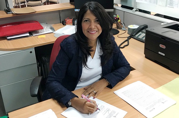 La alcaldesa encargada del Distrito, Isseth Tatiana Barros Brito.