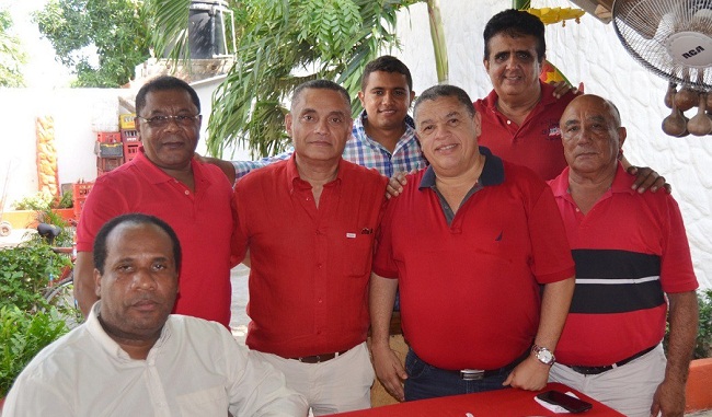 Hearneldo Brito Durán, en un restaurante en Riohacha, en donde brindó un almuerzo el día que se inscribió como candidato a la Cámara por el partido Liberal.
