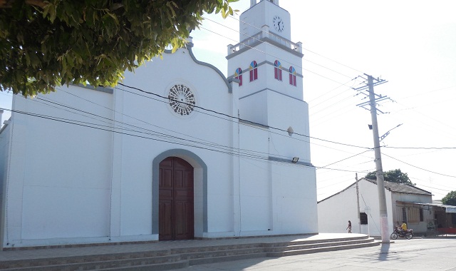 Al frente de la iglesia San Agustín de Fonseca, le robaron la bicicleta a un feligrés.