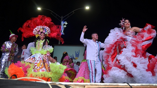 La soberana del Carnaval durante el baile de cierre. Muy organizado y la gente en orden, fue lo que predominó en la lectura del Bando en los carnavales de Riohacha.