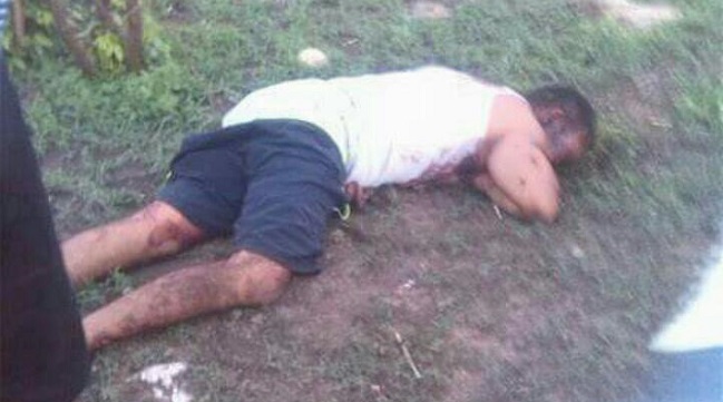 el cuerpo fue encontrado entre las carreteras que comunican al municipio de Hatonuevo y Barrancas,  sur de La Guajira.
