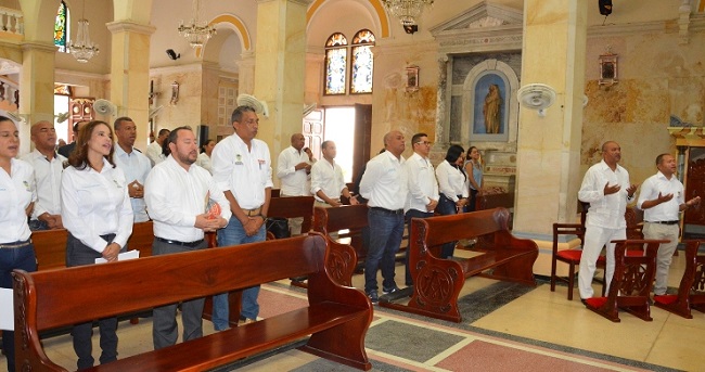 Con una misa en la catedral Nuestra Señora de los Remedios, la administración distrital conmemoro los 473 años de Riohacha.