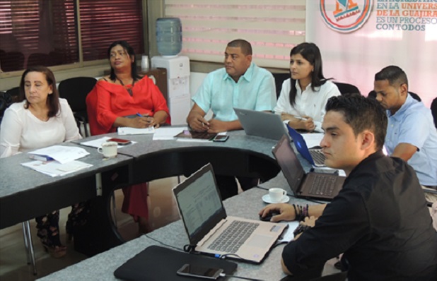 A la reunión asistieron el Secretario de Hacienda del Departamento, Alejandro Rutto Martínez; el Director de Planeación, Fadner Fonseca y la Secretaria de Educación, Sulibeth Gutierrez.