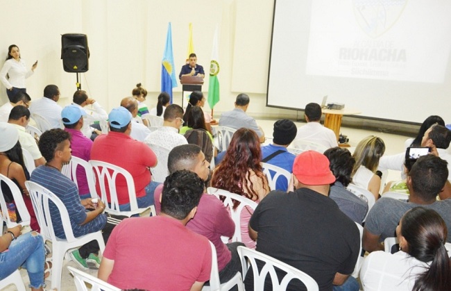 Al fortalecimiento familiar, a la infancia, adolescencia, juventud, por eso se preocupará el alcalde de Riohacha, Juan Carlos Suaza Móvil.