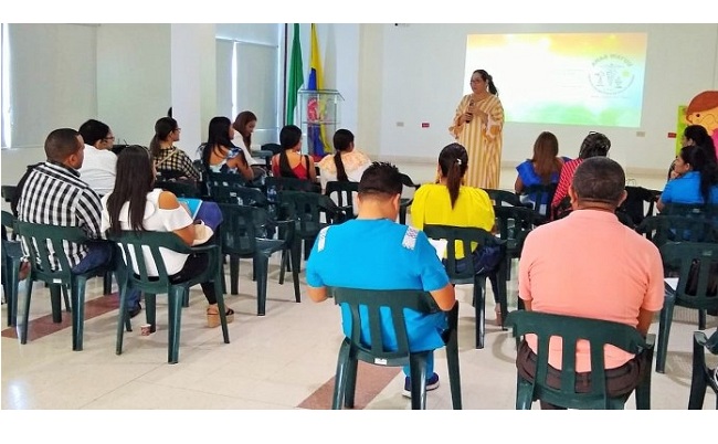 Profesionales a cargo de la atención de su red de prestadores de Anas Wayuu, participaron del Taller Capacitación Ruta de Promoción y Mantenimiento de la Salud-Ruta Materno Perinatal.
