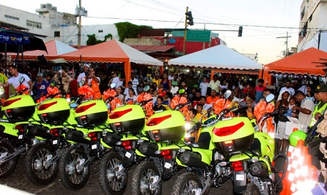 12 motocicletas fueron entregadas a la Policía Nacional.