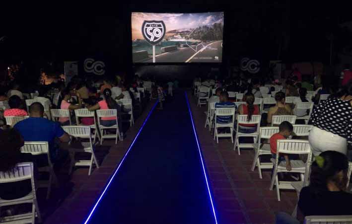 Con el fin de fortalecer el entorno cultural y el aprovechamiento del tiempo libre, Cine Colombia llegó a este hermoso municipio para que los niños, jóvenes y adultos banqueños disfruten del cine.