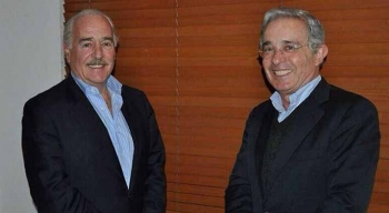 La decisión de Pastrana y Uribe de ser nuevos mejores amigos se materializó en la alianza por el No, de la que ambos hicieron parte en el plebiscito del pasado 2 de octubre. La decisión de Pastrana y Uribe de ser nuevos mejores amigos se materializó en la alianza por el No, de la que ambos hicieron parte en el plebiscito del pasado 2 de octubre.