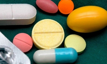 La nueva regulación reducirá en algunos casos hasta en 84 por ciento el precio que paga el sistema de salud por los medicamentos que entran a control. La nueva regulación reducirá en algunos casos hasta en 84 por ciento el precio que paga el sistema de salud por los medicamentos que entran a control.