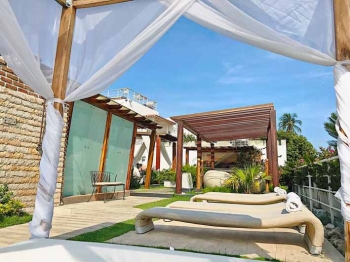 Este prestigioso hotel ofrece a sus clientes, la oportunidad de disfrutar de un mágico descanso con sus familiares e invitados. Este prestigioso hotel ofrece a sus clientes, la oportunidad de disfrutar de un mágico descanso con sus familiares e invitados.