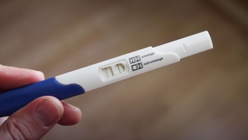 En Argentina, Perú, Uruguay, Ecuador y Bolivia el aborto está permitido bajo ciertas condiciones, mientras que en Venezuela y Brasil únicamente es permitido si la vida de la madre está en peligro inminente. En Argentina, Perú, Uruguay, Ecuador y Bolivia el aborto está permitido bajo ciertas condiciones, mientras que en Venezuela y Brasil únicamente es permitido si la vida de la madre está en peligro inminente.