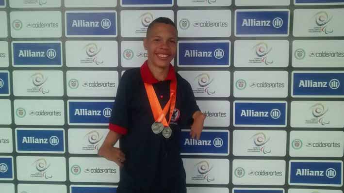 Andrés Elías Martínez, logró 2 medallas de plata.