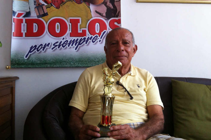 El exfutbolista barranquillero venía grave de salud desde hace un mes.