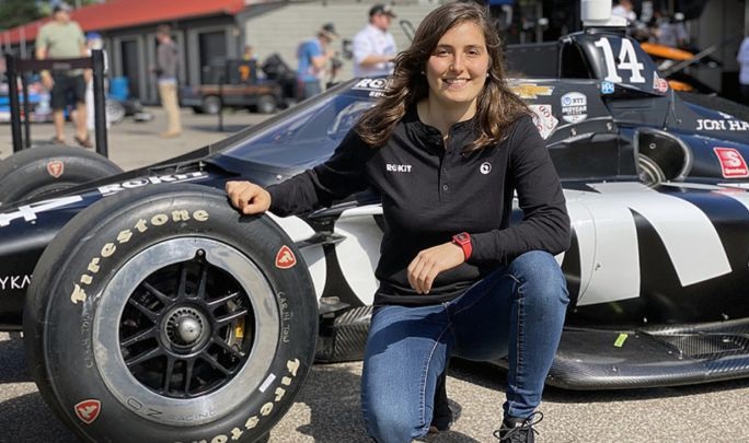 Tatiana Calderón, piloto colombiana que correrá en la IndyCar en 2022.