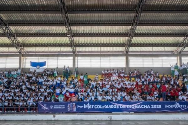 Delegaciones guajiras que brillaron en los Juegos Intercolegiados Departamentales ahora se preparan para competir en la fase Caribe 1, representando con orgullo a La Guajira. Foto Clímaco Rojas 