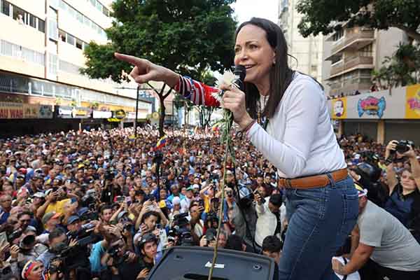 Machado declaró el pasado octubre al diario noruego Dagens Næringsliv que para poder viajar Venezuela debía ser “libre” y señaló que mientras Maduro estuviese en el poder no podía dejar el lugar en el que se encuentra por motivos de seguridad. (Foto OKdiario.com)