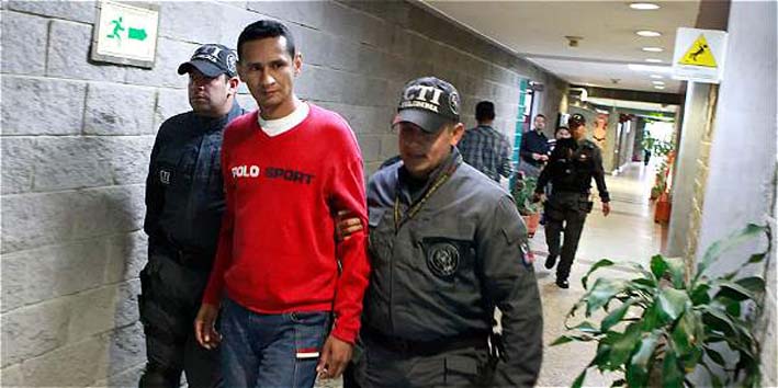 Uno de los falsos testigos condenados. Uno de los falsos testigos condenados.