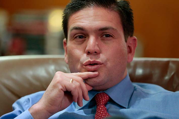 Juan Carlos Pinzon, precandidato presidencial se desprende del partido de la U y arma toldo aparte.