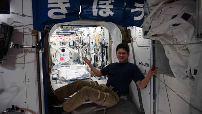 El astronauta japonés Norishige Kanai crece nueve centímetros en el espacio