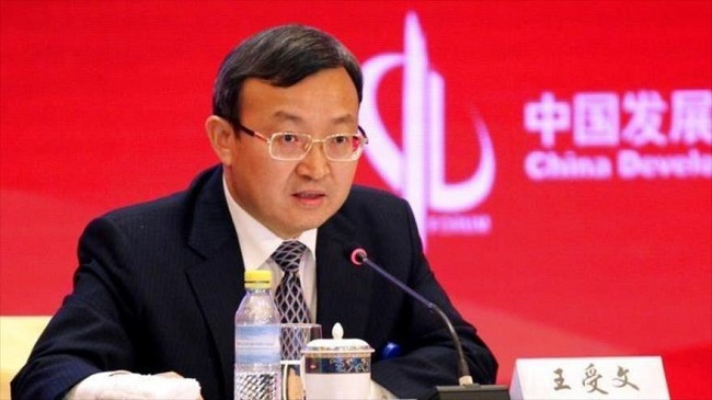 El viceministro chino Wang Shouwen habla en un acto. EFE/Archivo