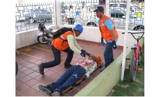 Durante el simulacro algunas personas se mostraron desorientadas, sin saber como reaccionar a la "emergencia". 