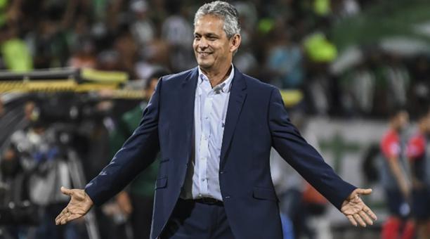 Reinaldo Rueda, entrenador colombiano director técnico de Chile.