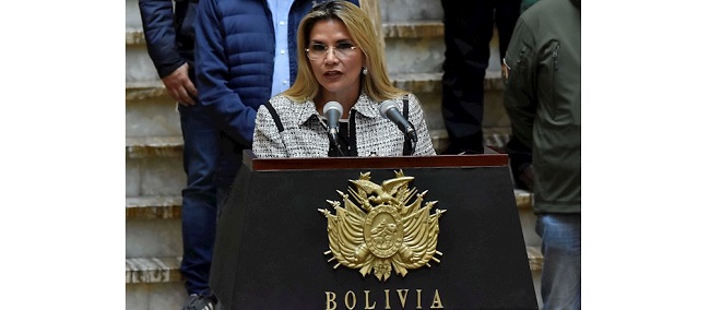 En la imagen, la presidenta interina de Bolivia, Jeanine Áñez. EFE/Archivo